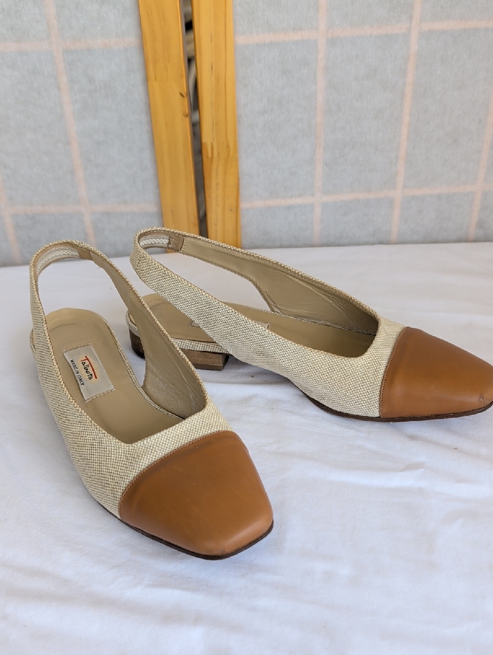 Talbots Beige Canvas Slingback Flats with Tan Leather Cap Toe